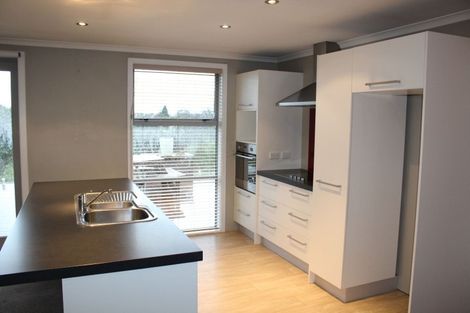 Photo of property in 6 Kereru Close, Halfway Bush, Dunedin, 9010