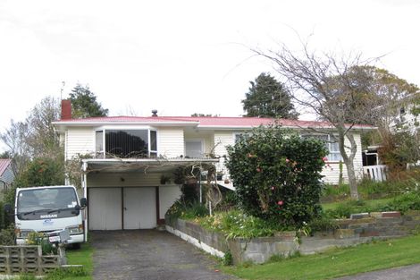 Photo of property in 10 Wiremu Place, Blagdon, New Plymouth, 4310