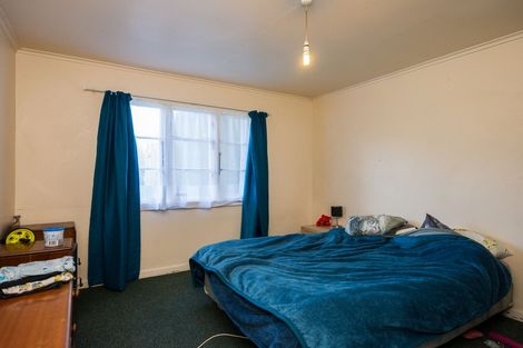 Photo of property in 553 Featherston Street, Roslyn, Palmerston North, 4414