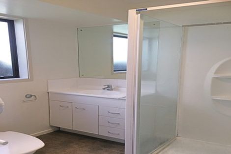 Photo of property in 6 Bokeen Lane, Flat Bush, Auckland, 2019