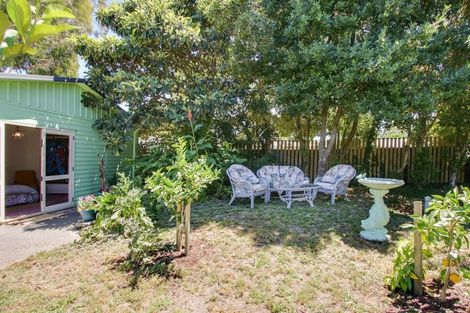 Photo of property in 11-13 Kuku Street, Te Awanga, 4102