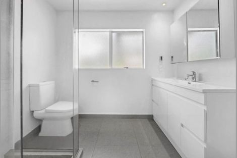 Photo of property in 44 Bond Crescent, Forrest Hill, Auckland, 0620