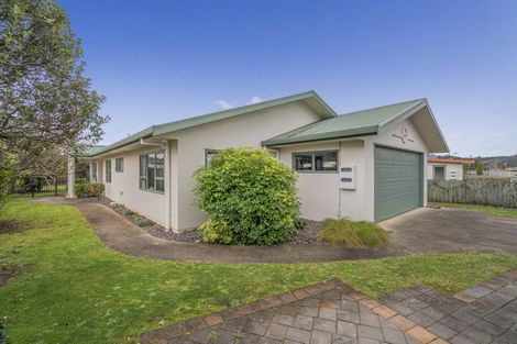 Photo of property in 53 Whitby Avenue, Whitianga, 3510