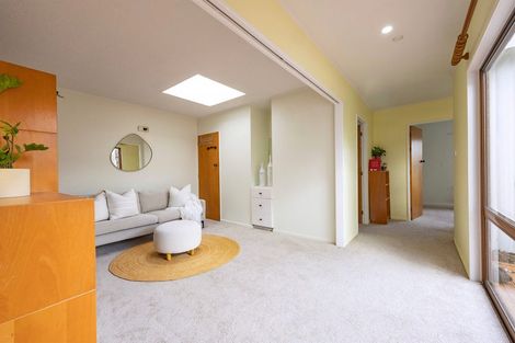 Photo of property in 1/51a View Road, Henderson, Auckland, 0612