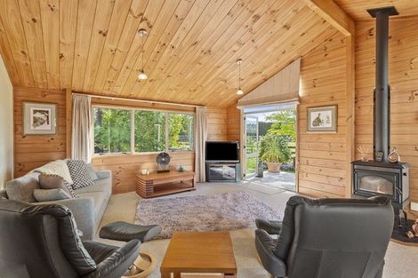 Photo of property in 136 Oraha Road, Kumeu, 0892