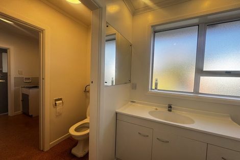Photo of property in 493 Avonhead Road, Avonhead, Christchurch, 8042