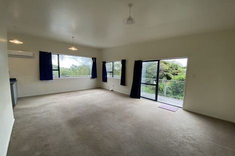 Photo of property in 182 Mangorei Road, Merrilands, New Plymouth, 4312