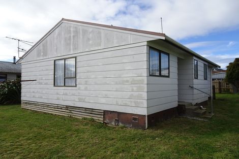 Photo of property in 52b Pohutukawa Drive, Owhata, Rotorua, 3010