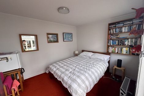 Photo of property in 64 Elizabeth Street, Mount Victoria, Wellington, 6011