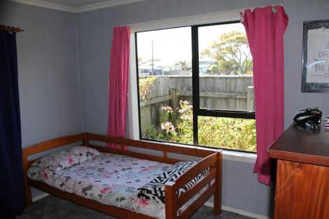 Photo of property in 40 Cobden Street, Westport, 7825