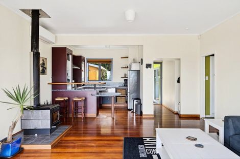 Photo of property in 49 Moana Road, Okitu, Gisborne, 4010