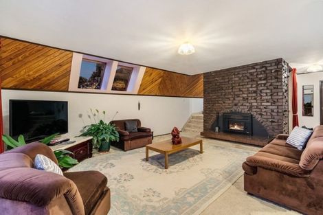 Photo of property in 4 Puketaha Road, Swanson, Auckland, 0816