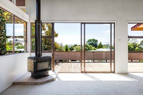 Photo of property in 25 Nui Mana Place, Te Atatu South, Auckland, 0610