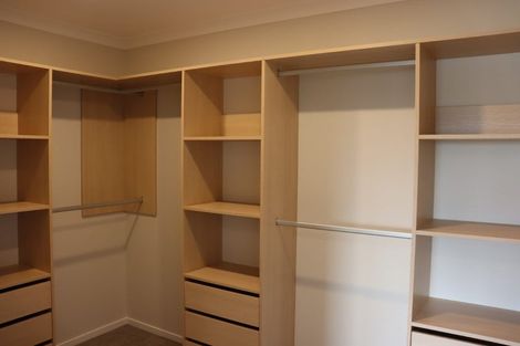 Photo of property in 8c Bunnythorpe Road, Papakura, 2110