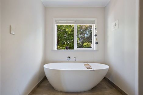 Photo of property in 31 Athenree Road, Athenree, Katikati, 3177