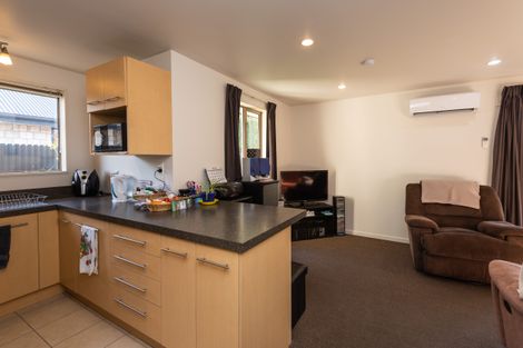 Photo of property in 65b Cleveland Street, Edgeware, Christchurch, 8013