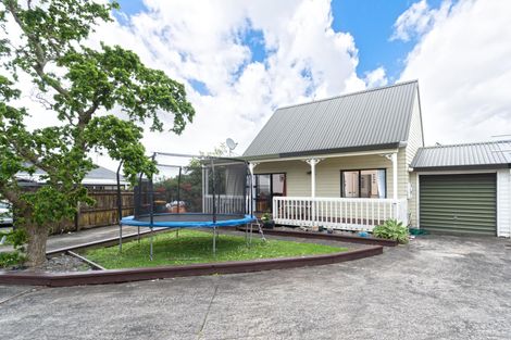 Photo of property in 1/24 Leven Lane, Totara Heights, Auckland, 2105