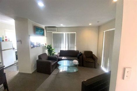 Photo of property in 13 Blowers Place, Flat Bush, Auckland, 2019