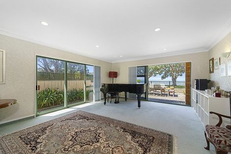 Photo of property in 20 Matakatia Parade, Matakatia, Whangaparaoa, 0930