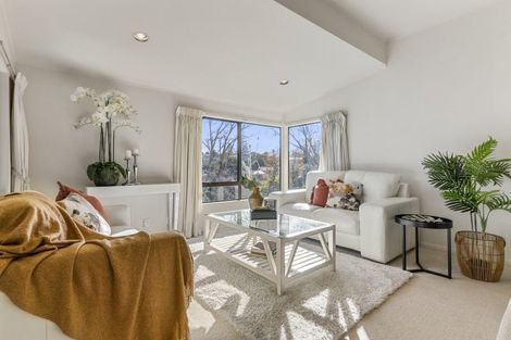 Photo of property in 24 Bert Wilson Place, Cockle Bay, Auckland, 2014