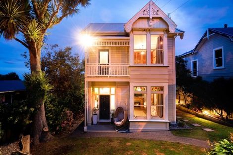 Photo of property in 14 Kilgour Street, Roslyn, Dunedin, 9010