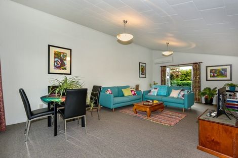 Photo of property in 2/11 Sulby Road, Cashmere, Christchurch, 8022