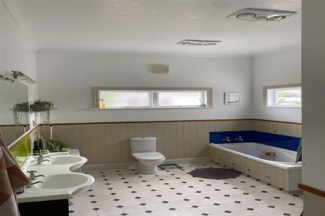 Photo of property in 29 Cologne Street, Martinborough, 5711