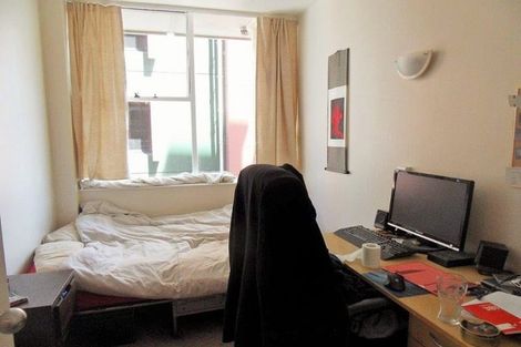 Photo of property in Terrace Tower Apartments, 8b/126 The Terrace, Wellington Central, Wellington, 6011