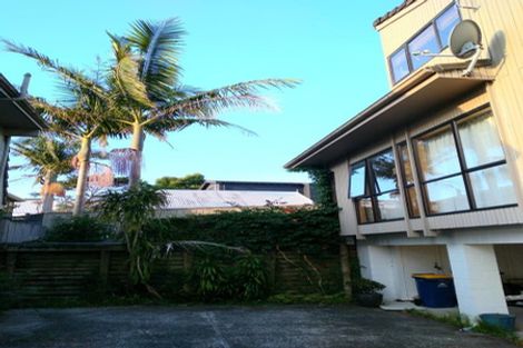Photo of property in 2/45 Rawene Road, Birkenhead, Auckland, 0626
