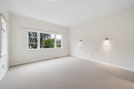 Photo of property in 6 Station Road, Khandallah, Wellington, 6035