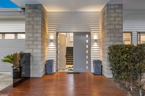 Photo of property in 1 Te Kawau Pass, Greenhithe, Auckland, 0632