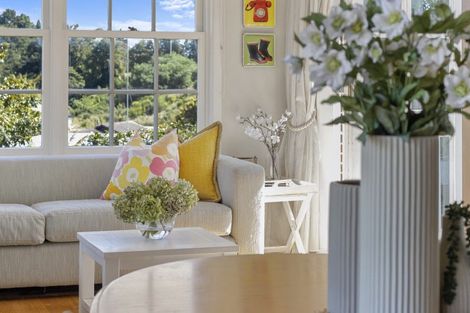 Photo of property in 39 Hillcrest Road, Hillcrest, Hamilton, 3216