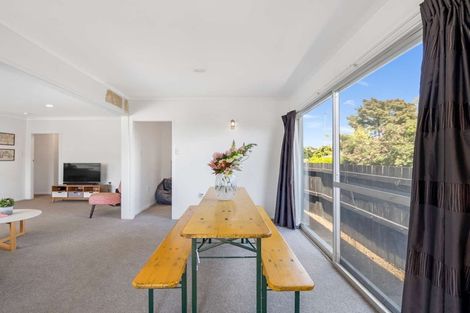 Photo of property in 4a Crombie Street, Bellevue, Tauranga, 3110