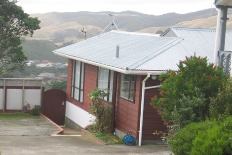 Photo of property in 8a Anaheim Place, Churton Park, Wellington, 6037