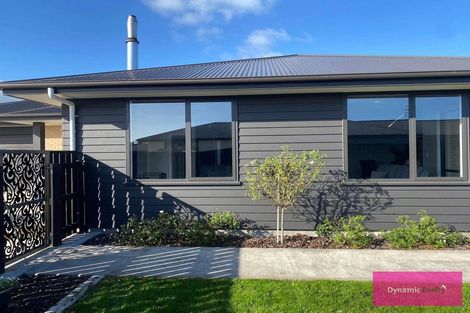 Photo of property in 15 George Street, Bulls, 4818