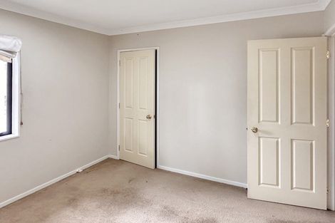 Photo of property in 35 Parkhaven Drive, Rosehill, Papakura, 2113