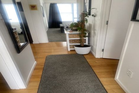Photo of property in 4/221 Hurstmere Road, Takapuna, Auckland, 0622