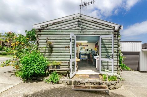 Photo of property in 57 Winara Avenue, Waikanae, 5036