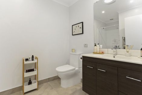 Photo of property in 81e Hobsonville Point Road, Hobsonville, Auckland, 0616