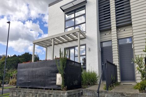 Photo of property in 51 Eugenia Rise, Totara Heights, Auckland, 2105
