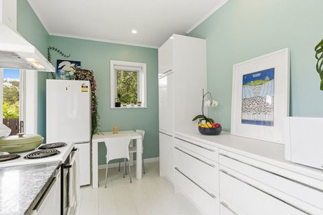 Photo of property in 21 Hindmarsh Street, Johnsonville, Wellington, 6037