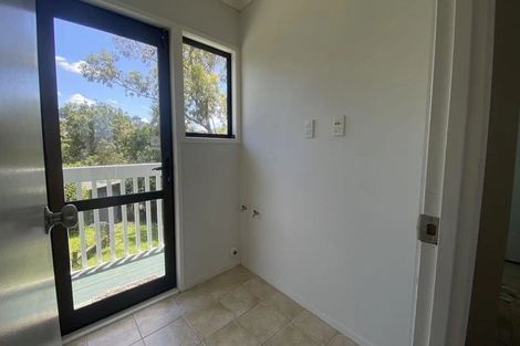 Photo of property in 2/14 Tudor Place, Mairangi Bay, Auckland, 0630