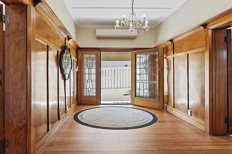 Photo of property in 25 Hawkestone Street, Thorndon, Wellington, 6011