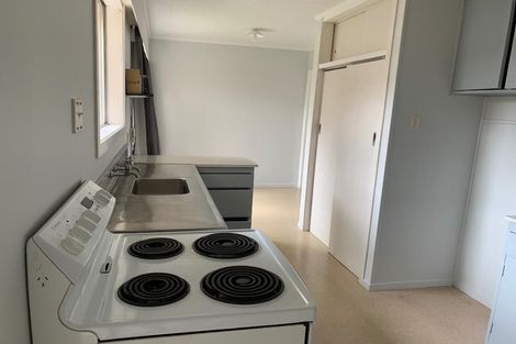 Photo of property in 14 Howden Road, Fairfield, Hamilton, 3214