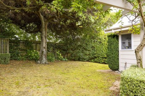 Photo of property in 16 Crowther Terrace, Waipahihi, Taupo, 3330