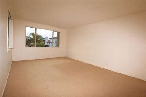 Photo of property in 64 Aberley Road, Schnapper Rock, Auckland, 0632