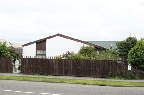 Photo of property in 27 Withells Road, Avonhead, Christchurch, 8042
