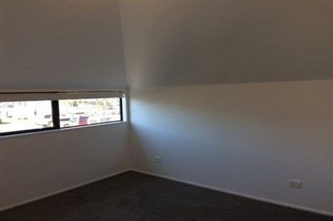 Photo of property in 4/237 Armagh Street, Christchurch Central, Christchurch, 8011