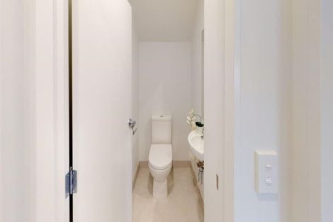 Photo of property in 3a Waituarua Drive, Takanini, 2112