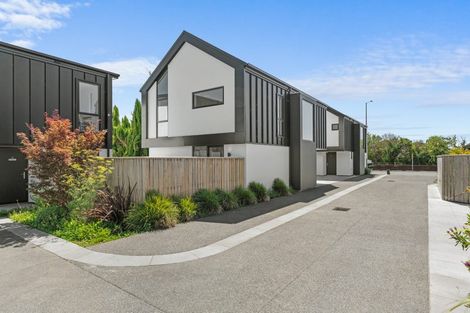 Photo of property in 12/143 Cranford Street, St Albans, Christchurch, 8014